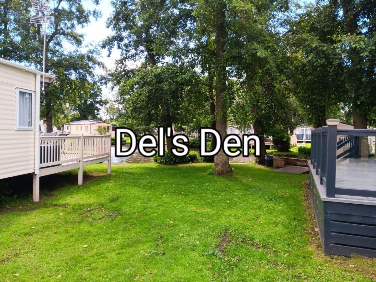 Del'S Den Lakeside Weeley Bridge Ngoại thất bức ảnh